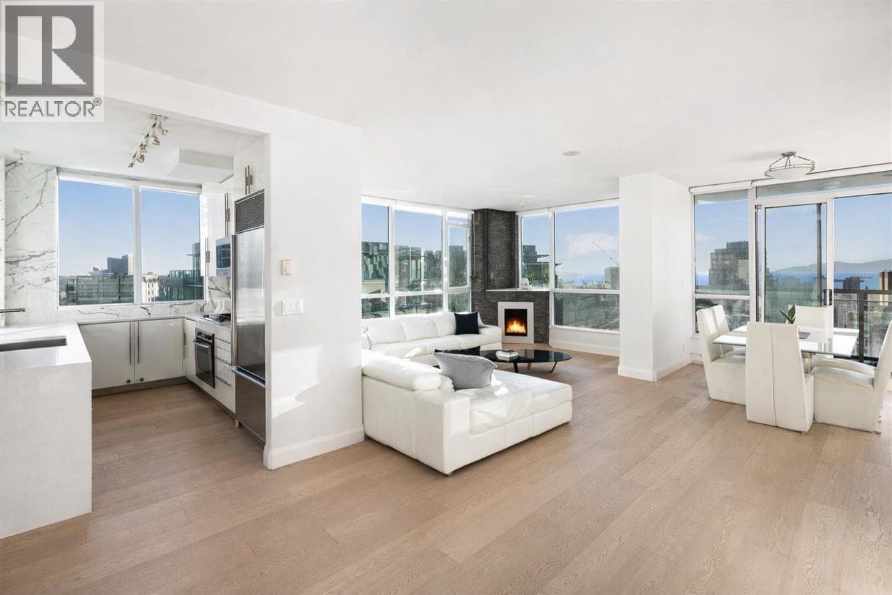 3501 1328 W PENDER STREET