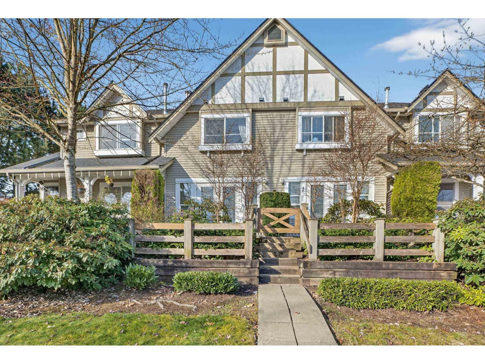 45 15488 101A AVENUE