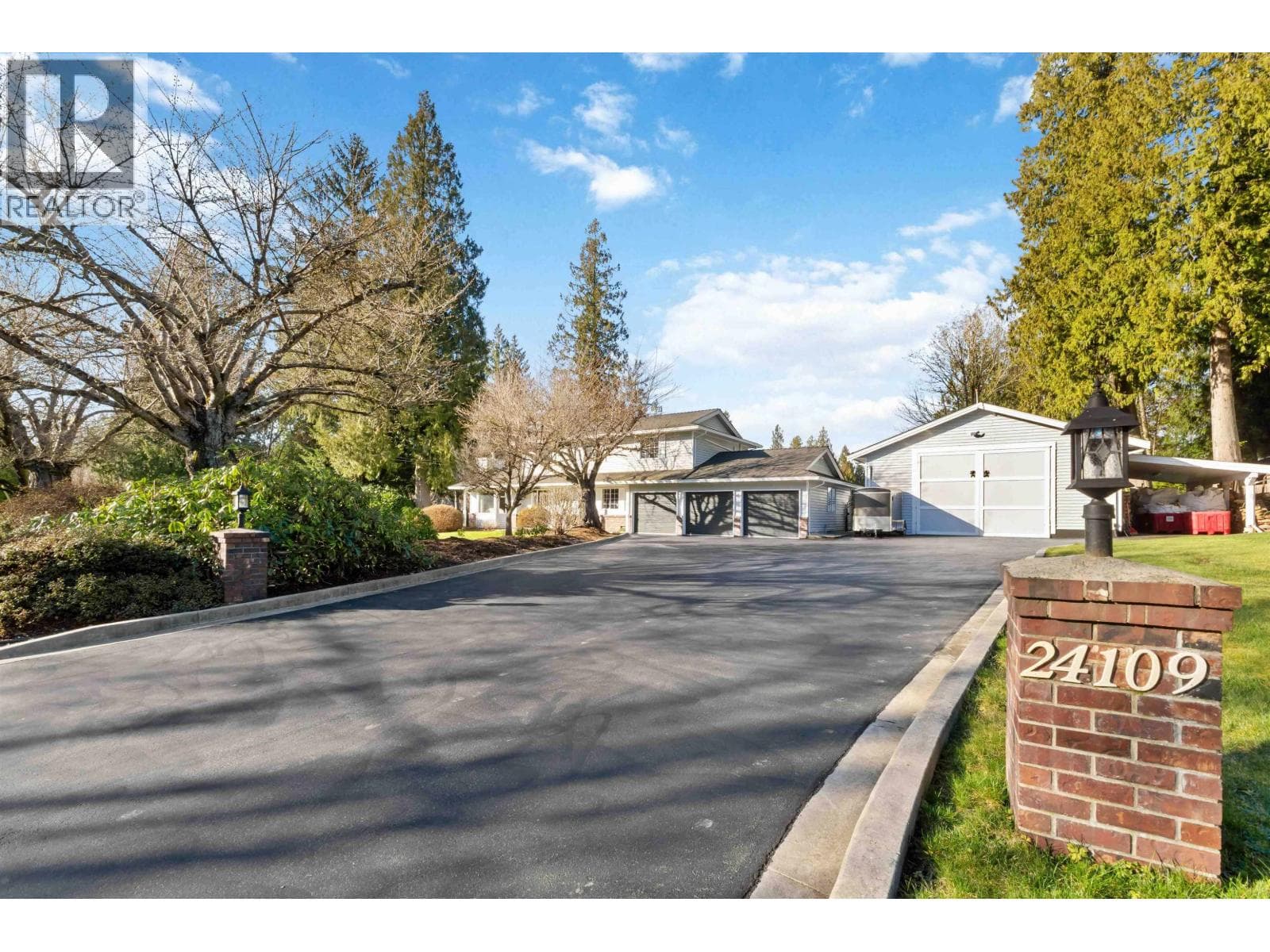 24109 124 AVENUE