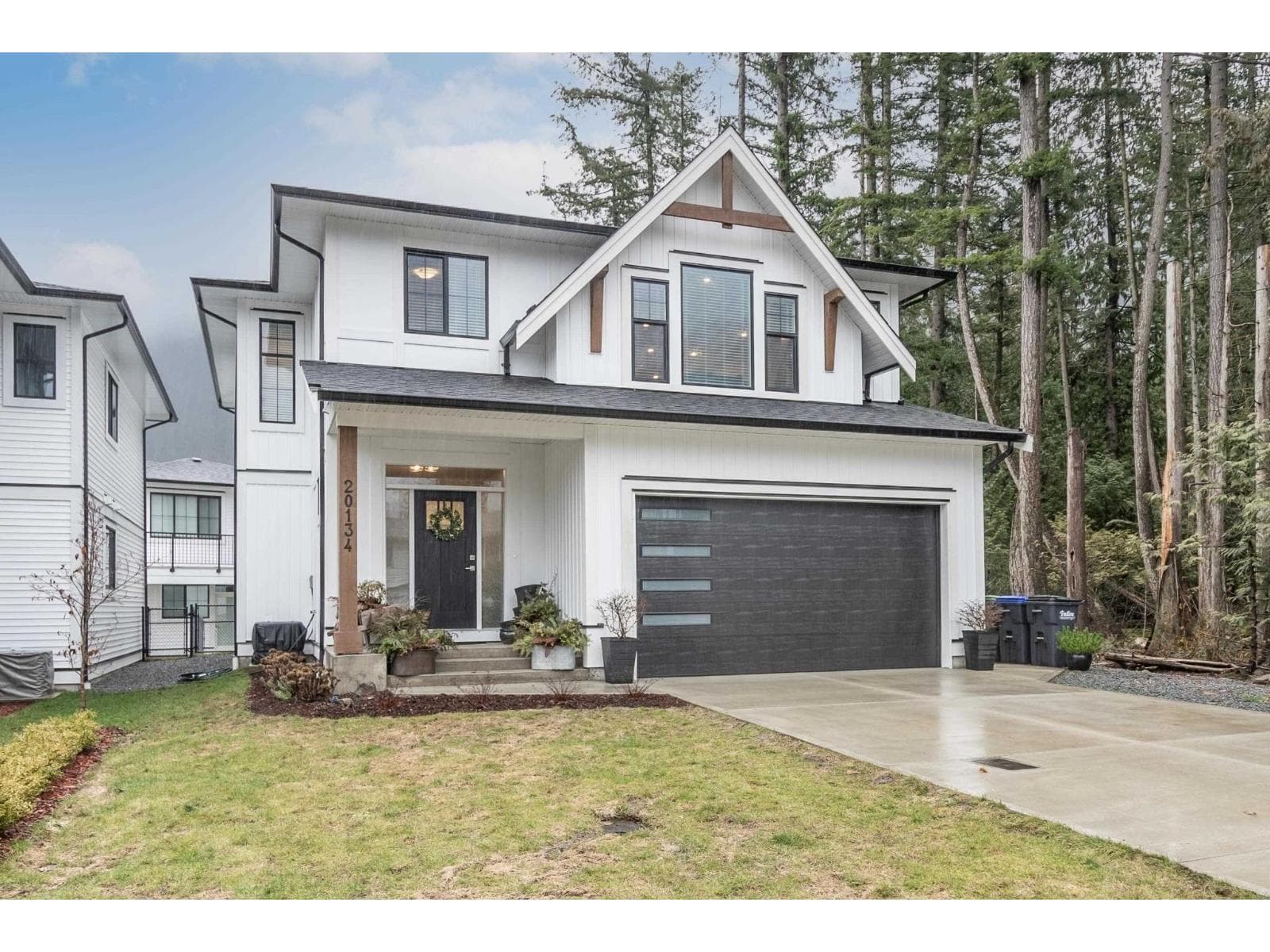 LOWER 20134 CYPRESS STREET, Hope