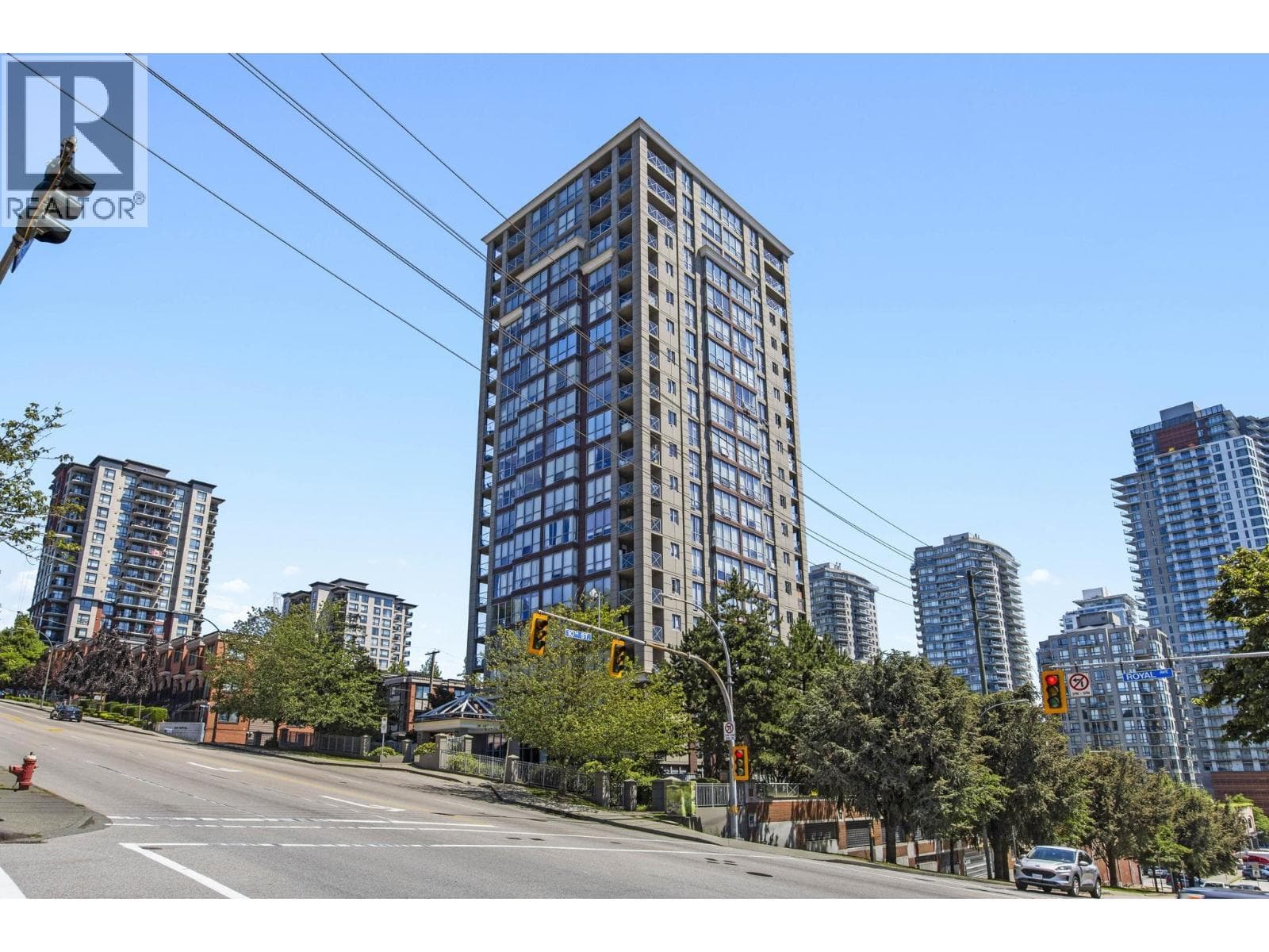 1901 850 ROYAL AVENUE