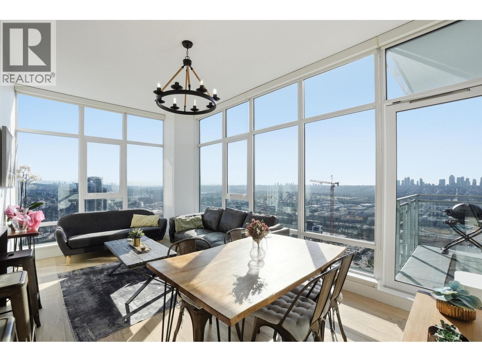 4507 4485 SKYLINE DRIVE