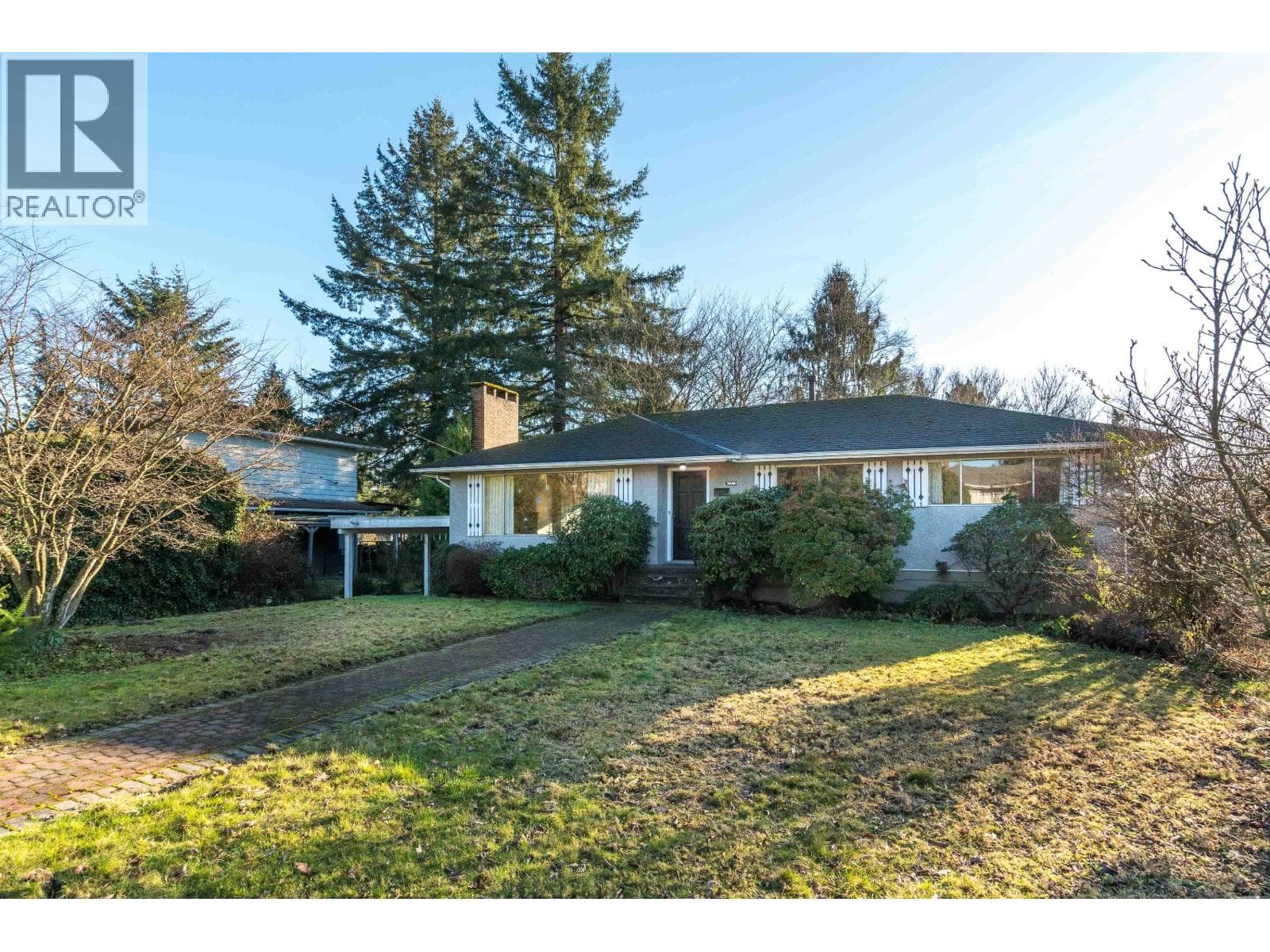 7046 HILLVIEW STREET