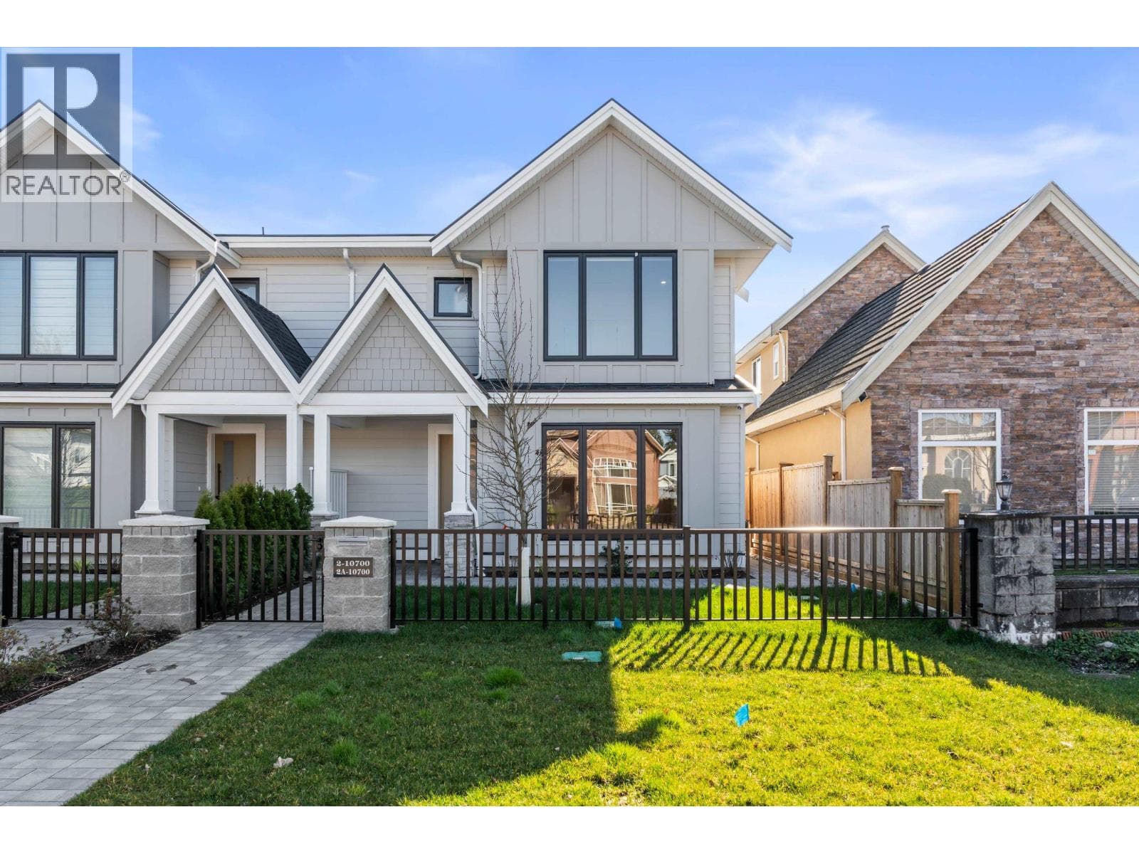 2 10700 ARAGON ROAD
