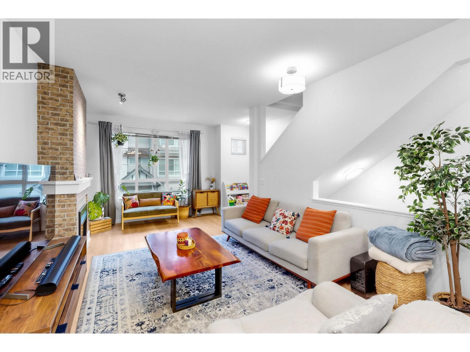 133 9133 GOVERNMENT STREET