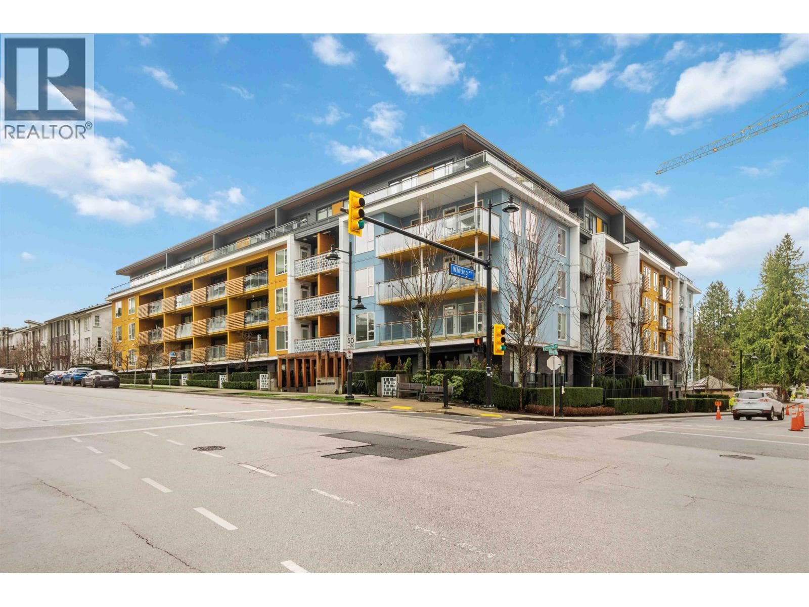 316 516 FOSTER AVENUE