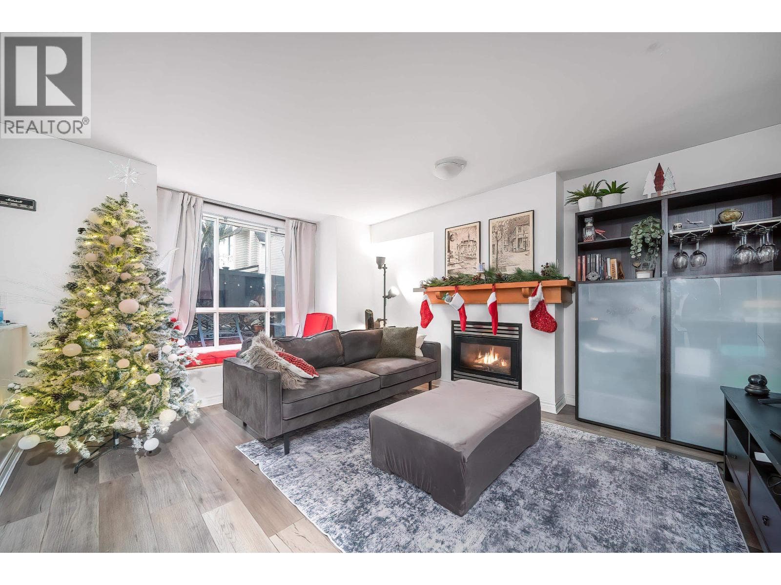 7313 MAGNOLIA TERRACE