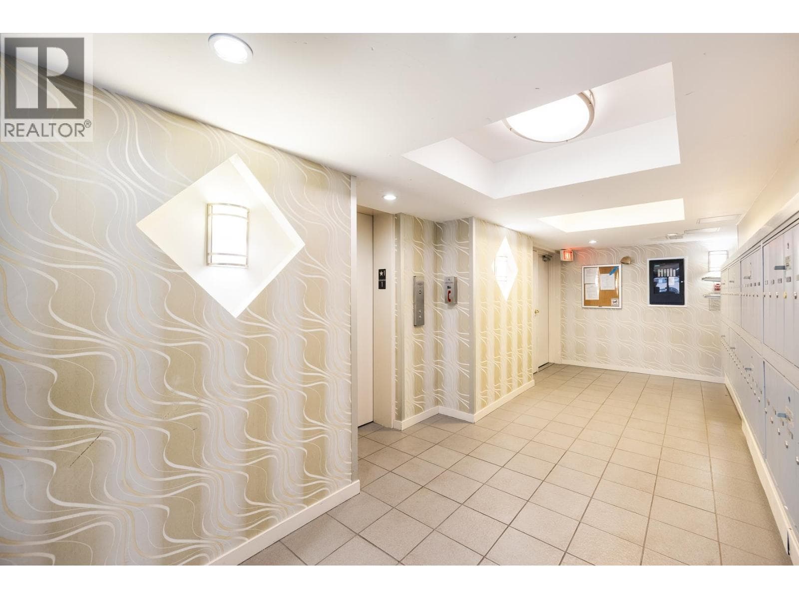 201 830 E 7TH AVENUE