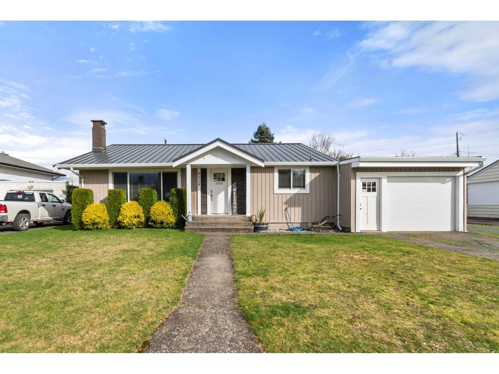 9728 HEATHER STREET, Chilliwack Proper East
