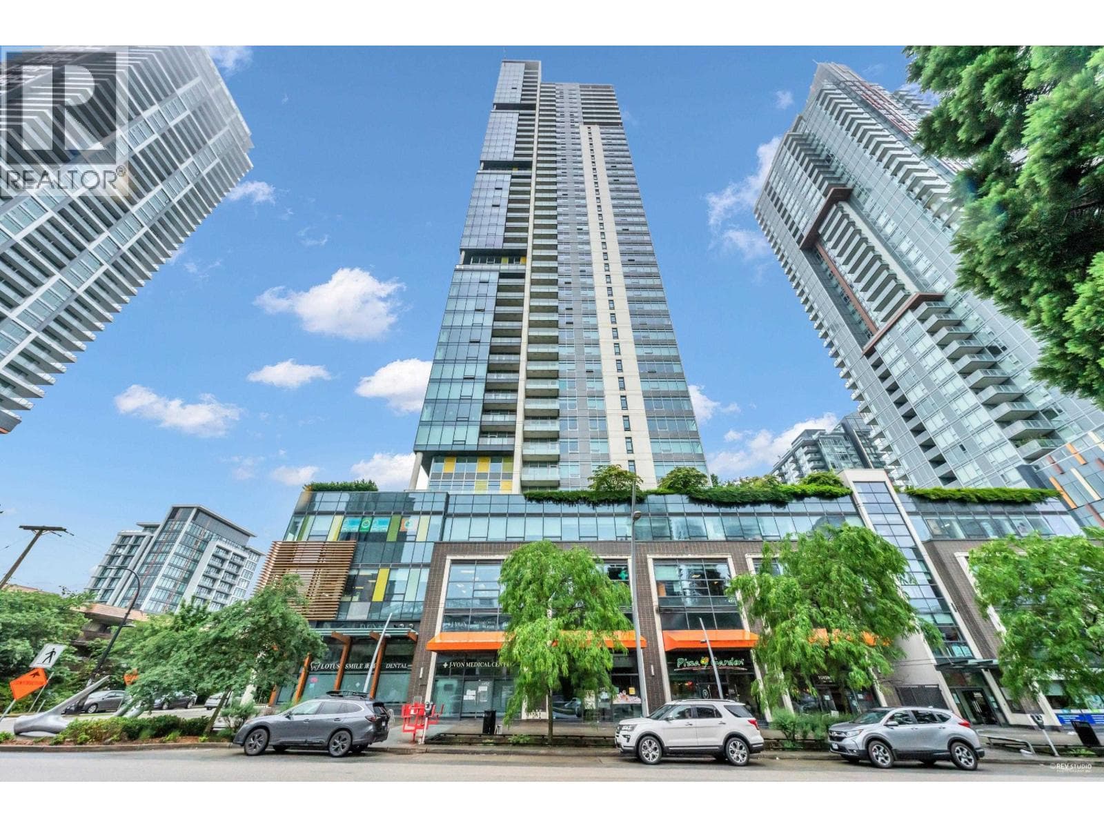 3808 6461 TELFORD AVENUE