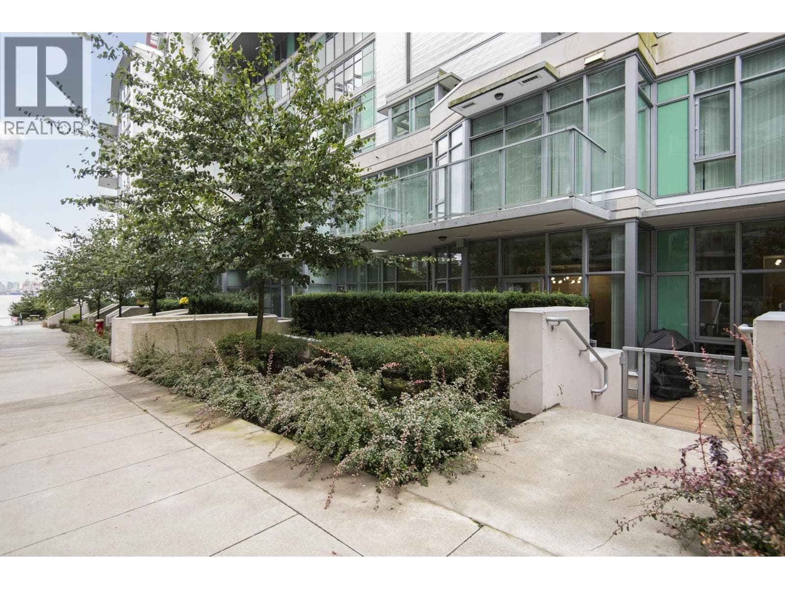 112 185 VICTORY SHIP WAY