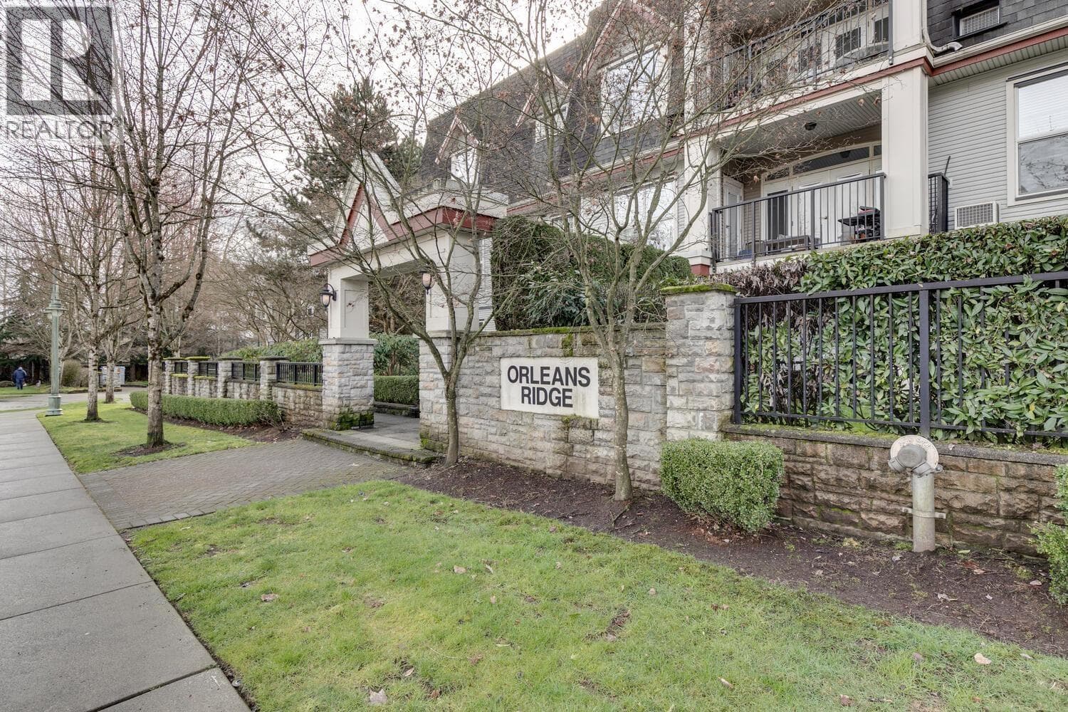 107 976 ADAIR AVENUE