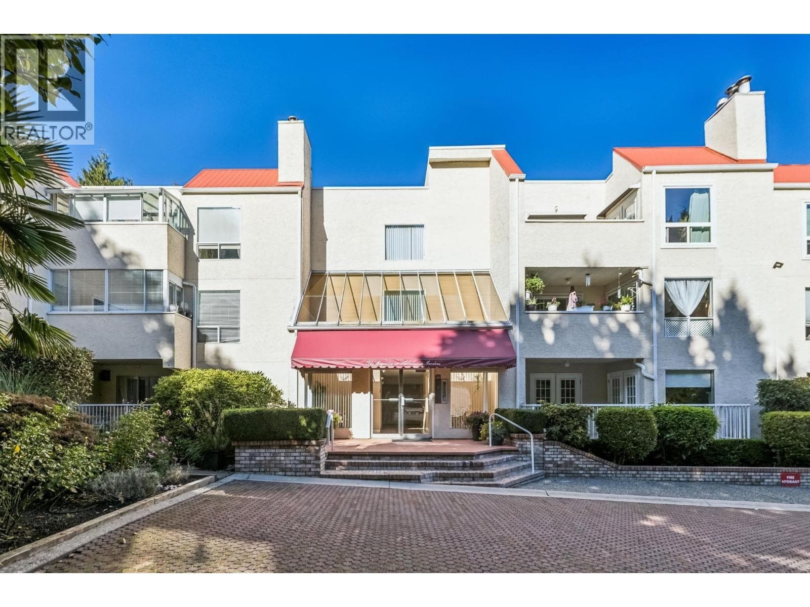 327 1441 GARDEN PLACE