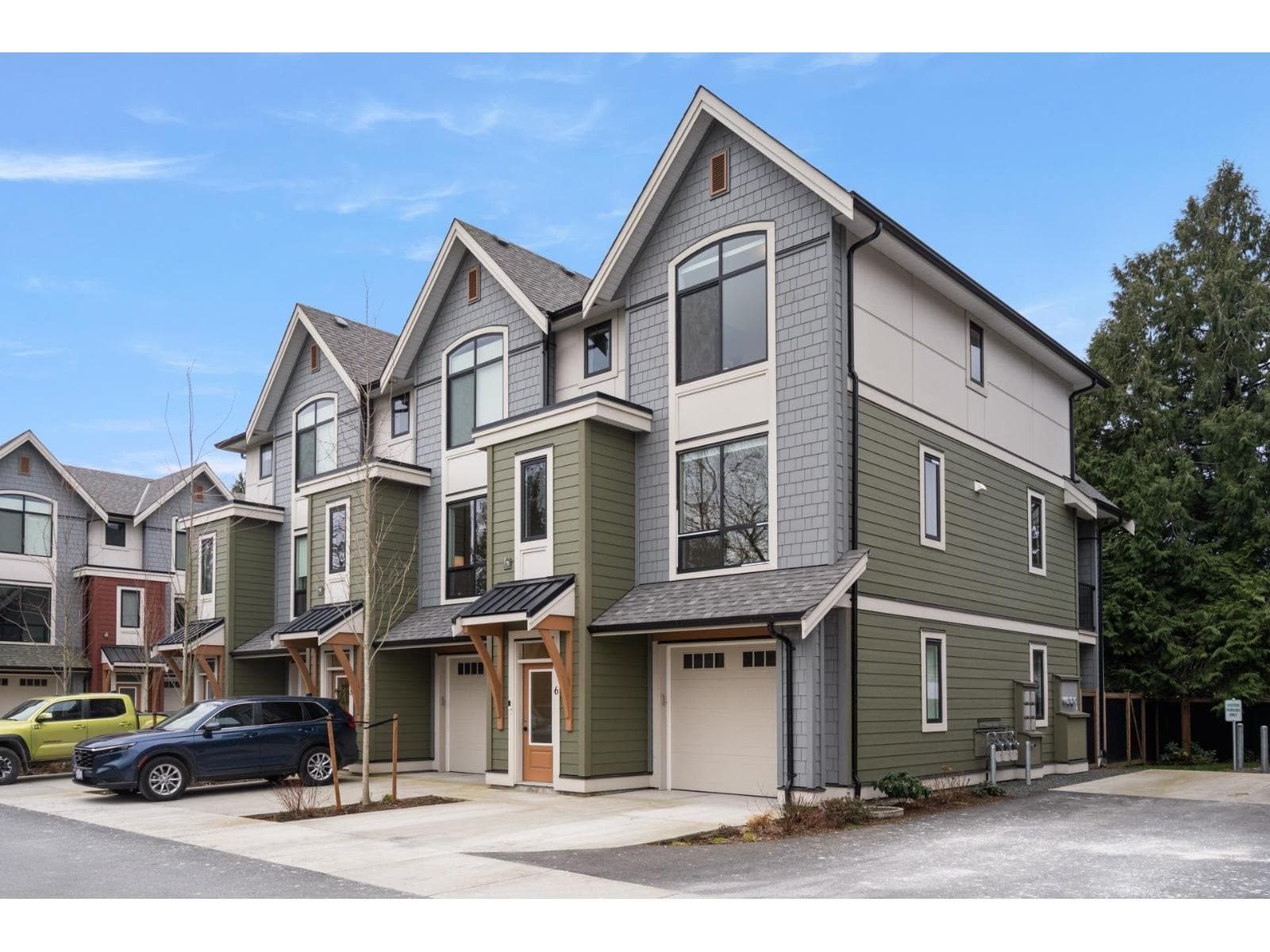 6 46339 HOPE RIVER ROAD, Fairfield Island