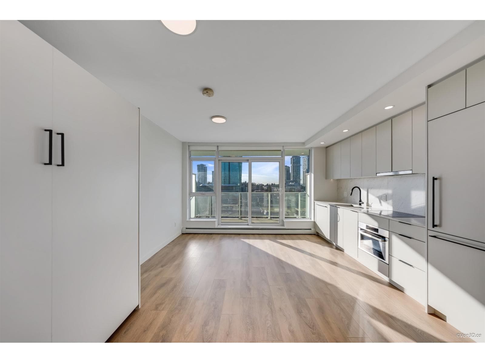 1110 13685 102 AVENUE