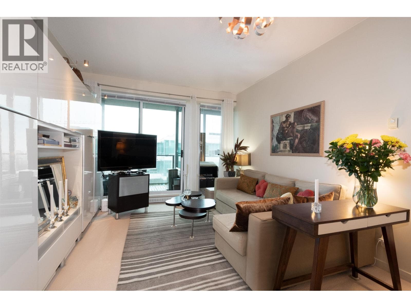 804 522 W 8TH AVENUE