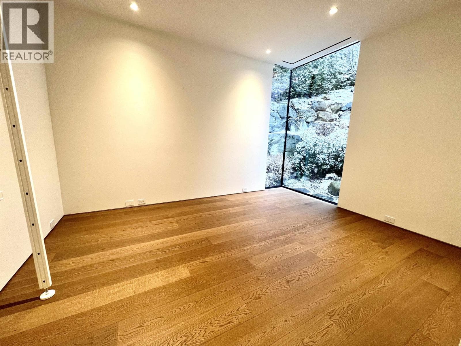 Laneway House-6219 ST GEORGES CRESCENT