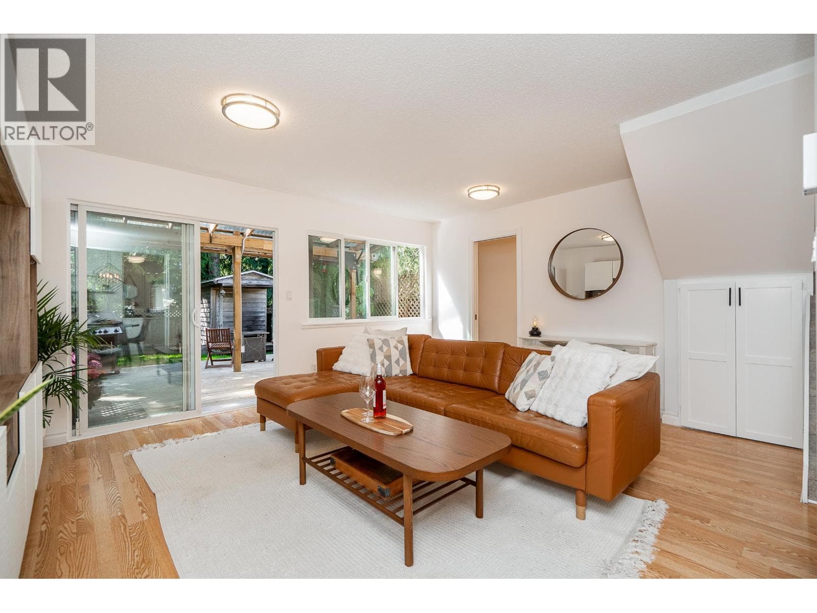 12108 SCHMIDT CRESCENT