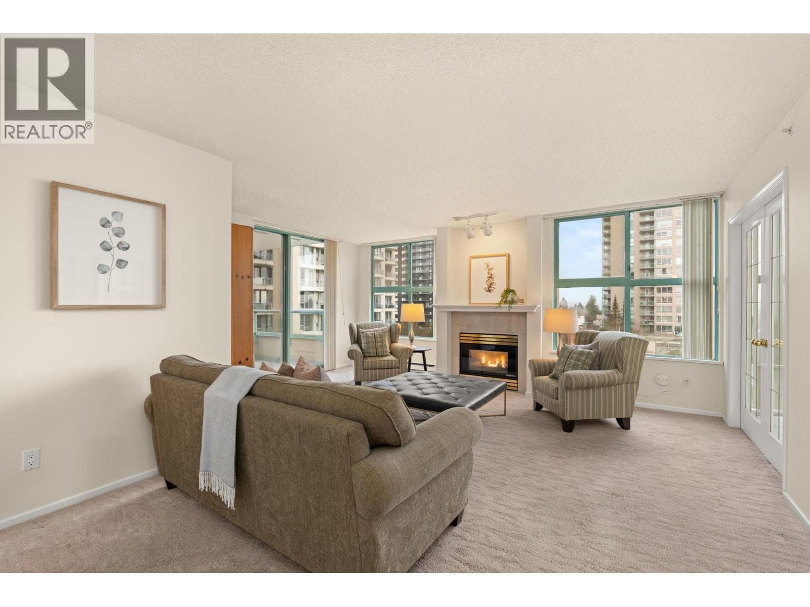 704 728 PRINCESS STREET