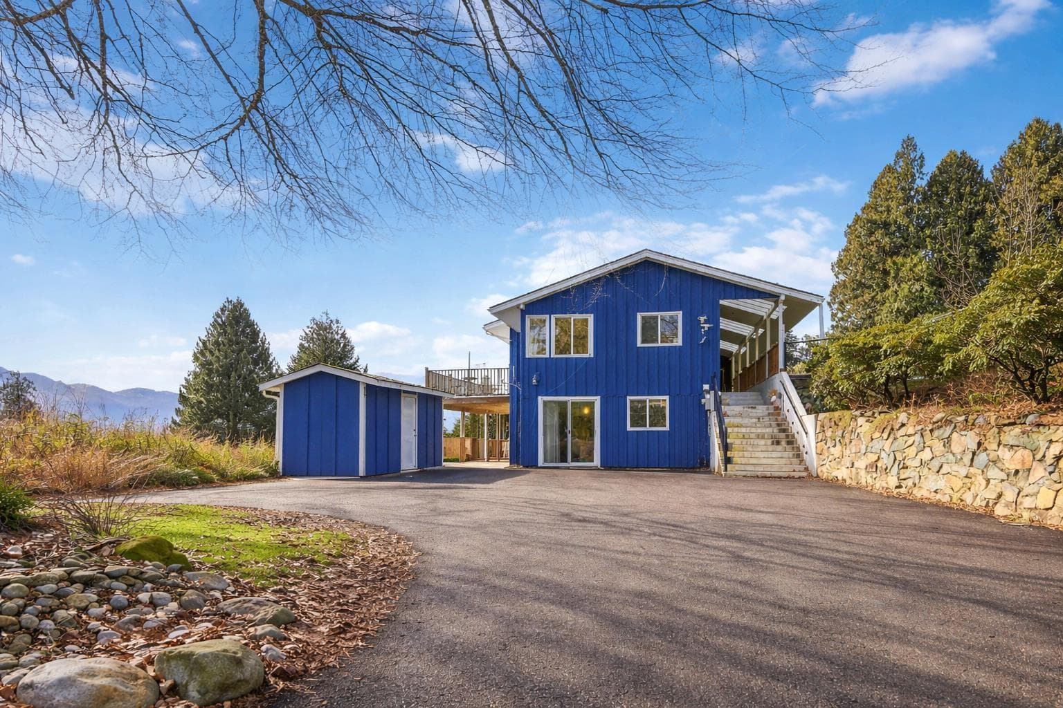 10005 KENSWOOD DRIVE, Little Mountain