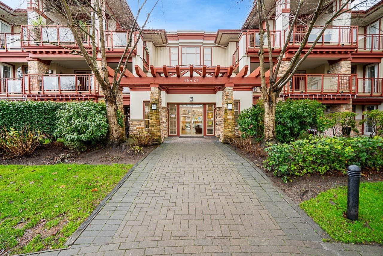207 16421 64 AVENUE