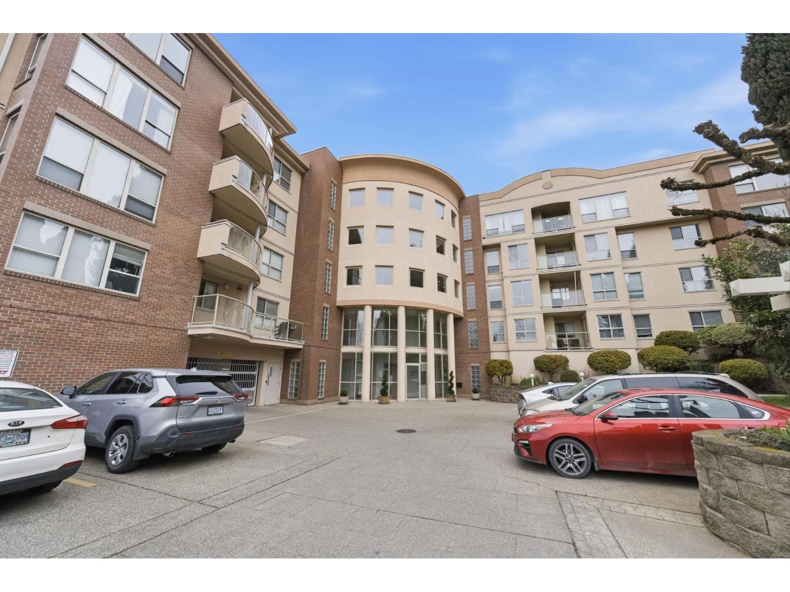 102 33731 MARSHALL ROAD