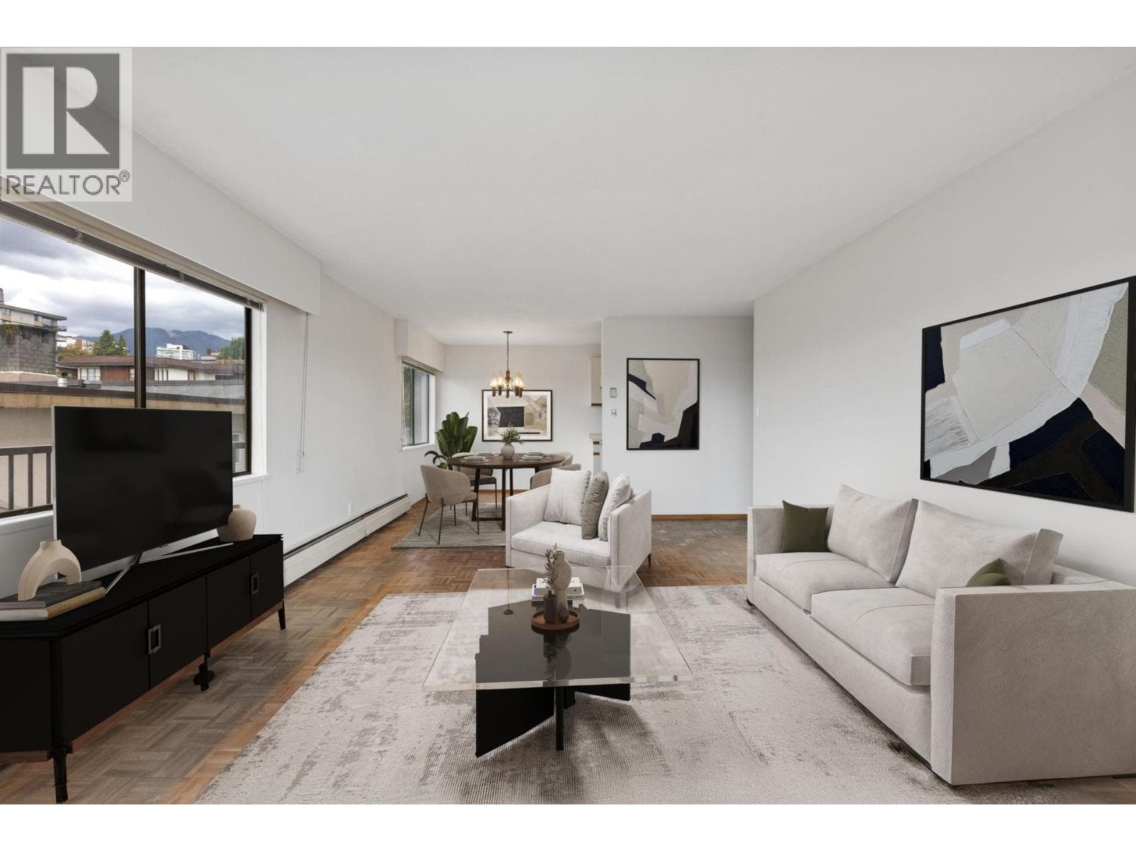 211 155 E 5TH STREET