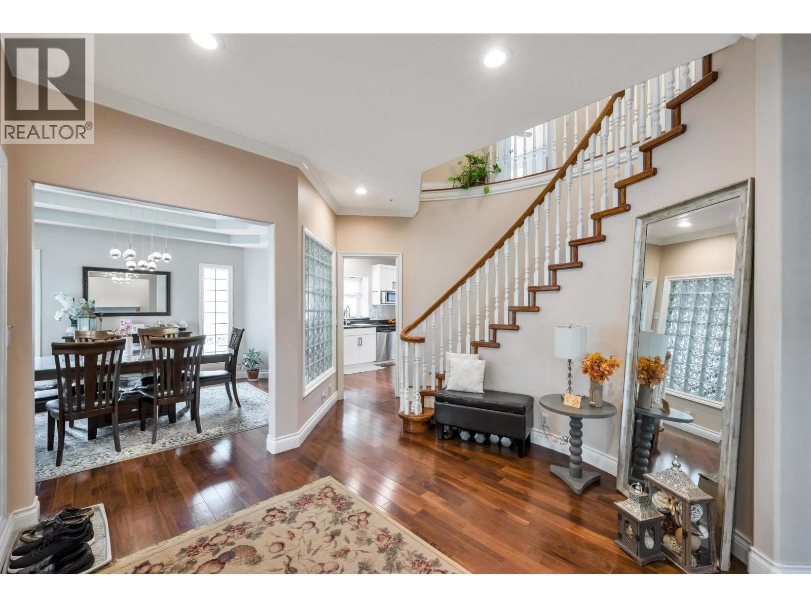 6271 ARLINGTON STREET