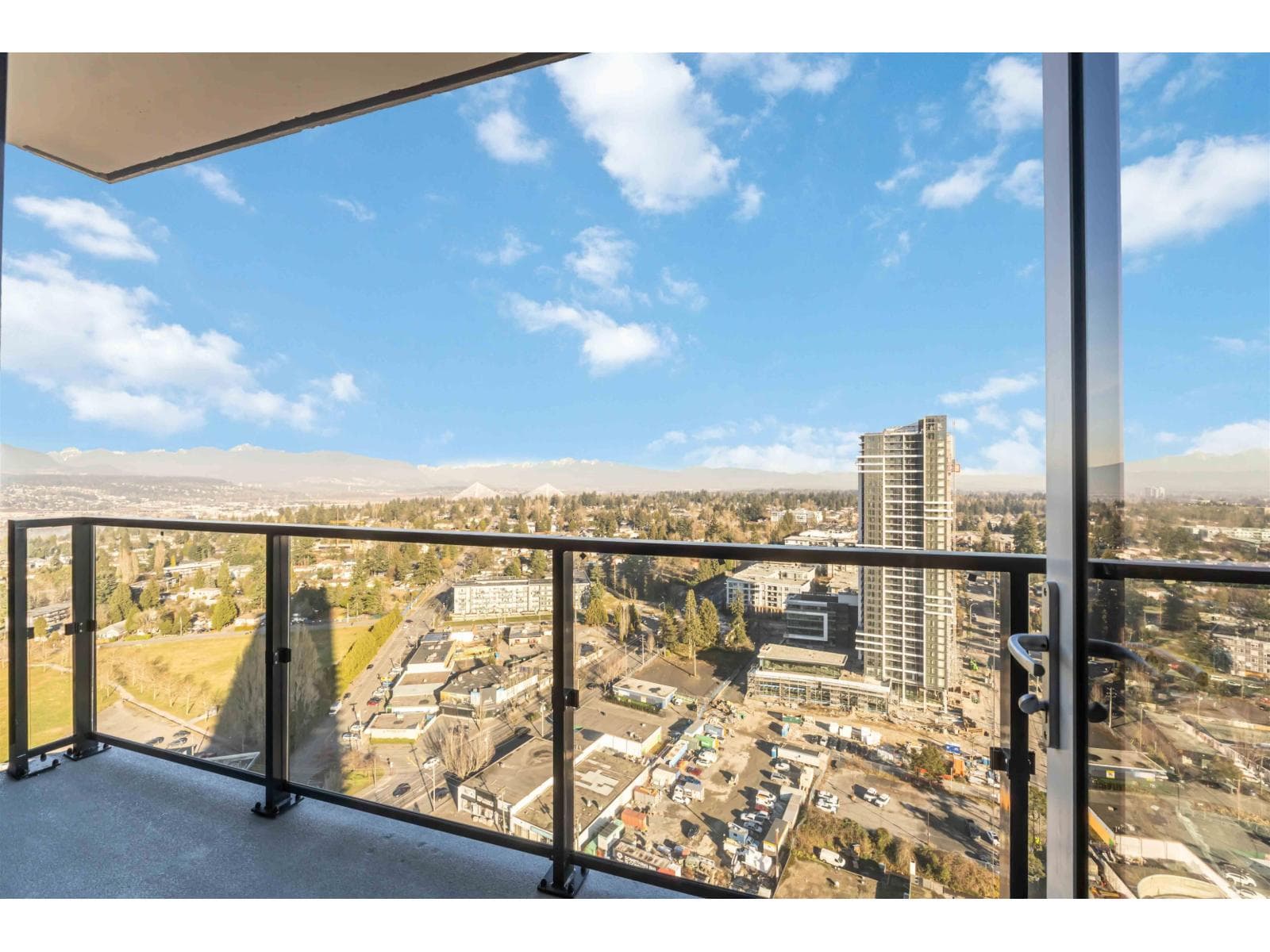 2903 10750 135A STREET