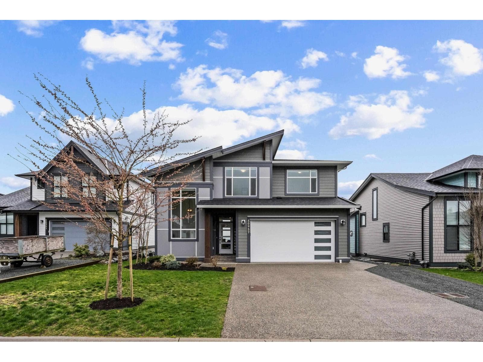 50957 SOPHIE CRESCENT, Eastern Hillsides