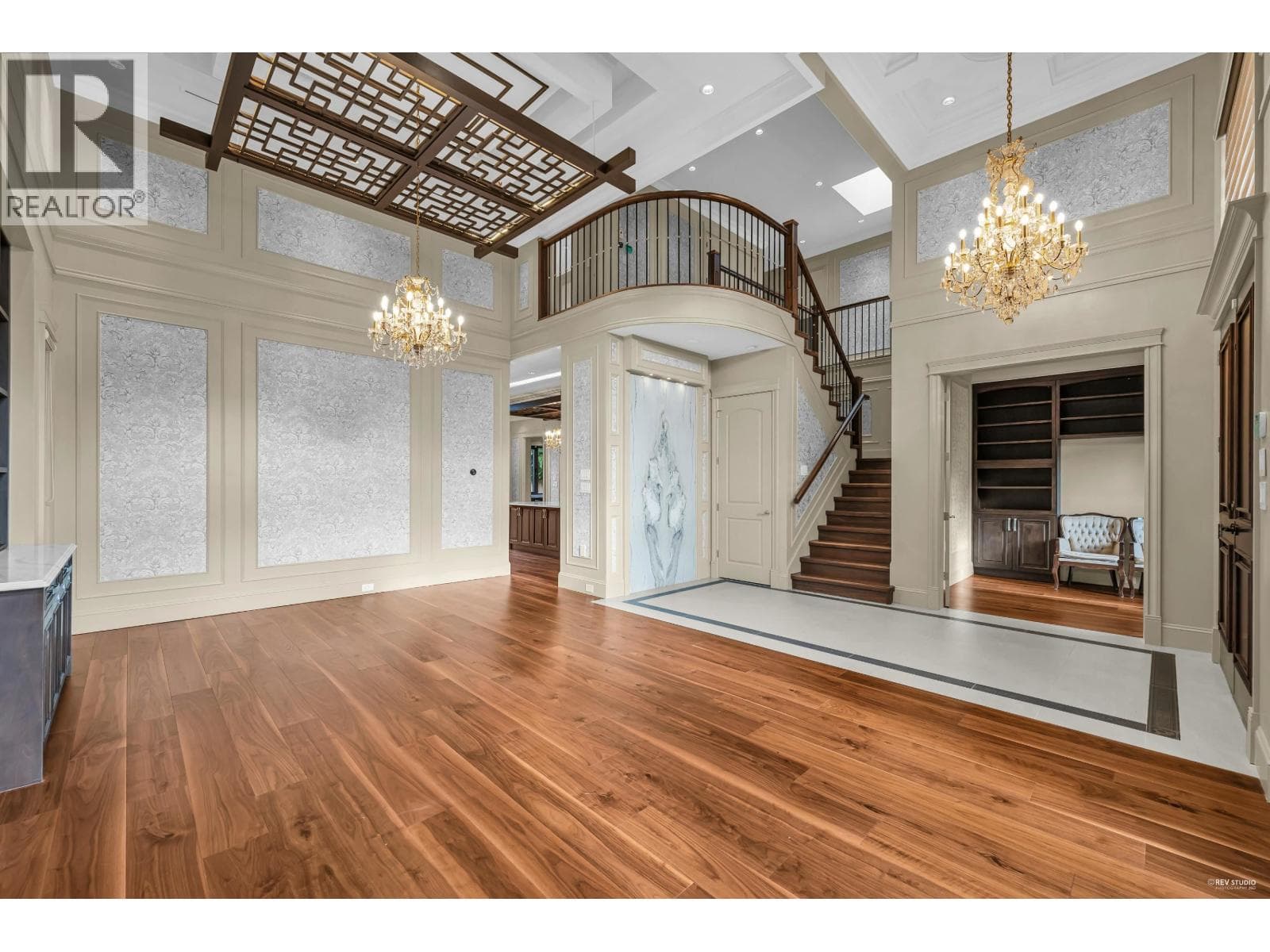 4691 FOXGLOVE CRESCENT