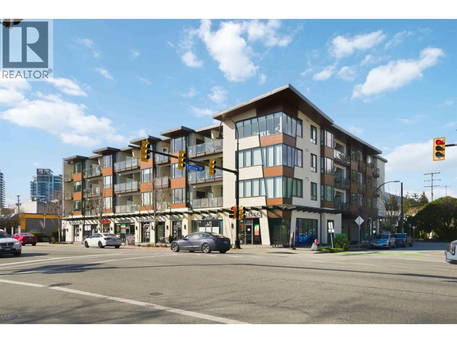 204 1633 TATLOW AVENUE