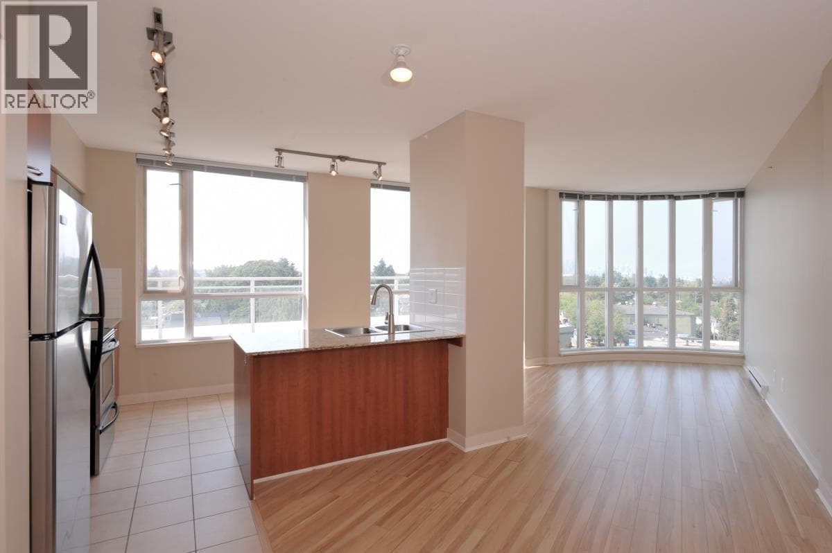 706 4028 KNIGHT STREET