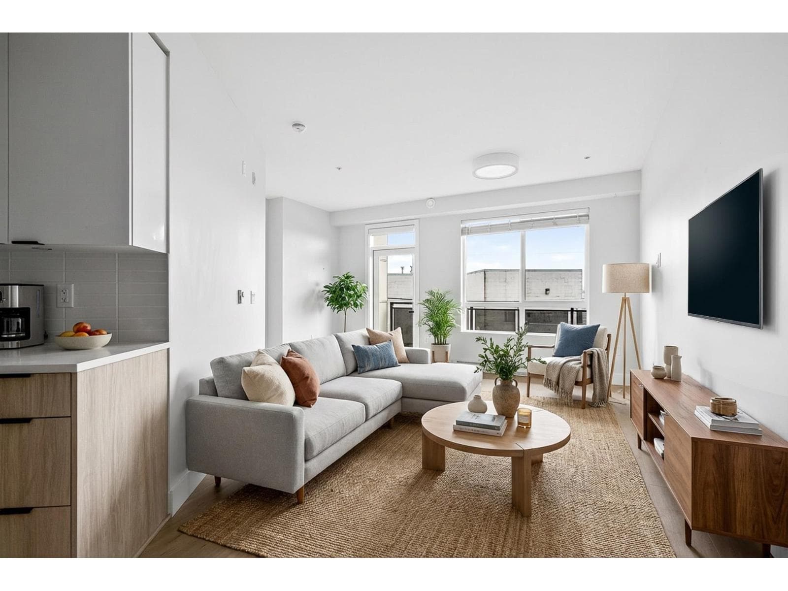 214 20061 FRASER HIGHWAY