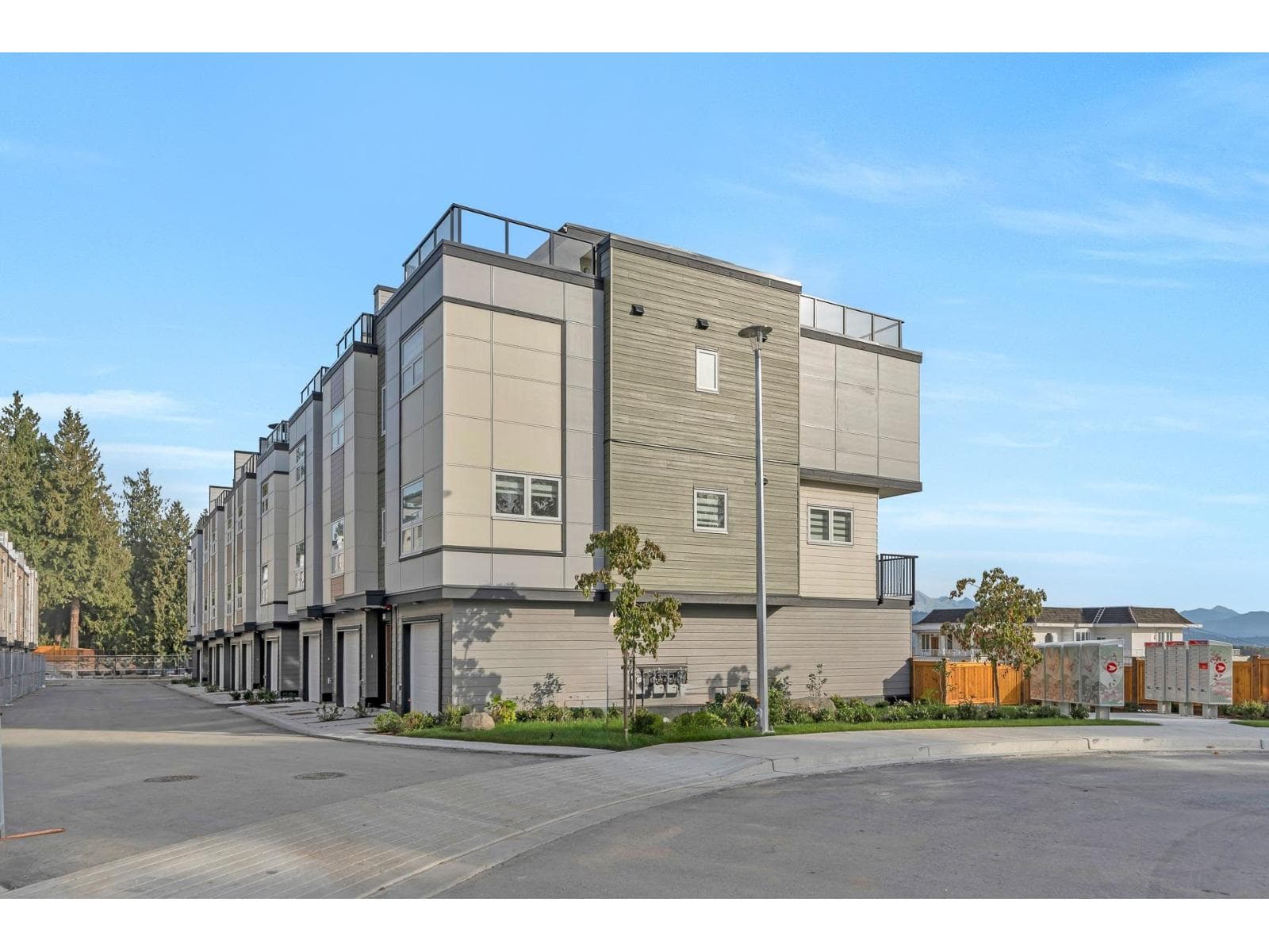 68 7381 PRESTON BOULEVARD