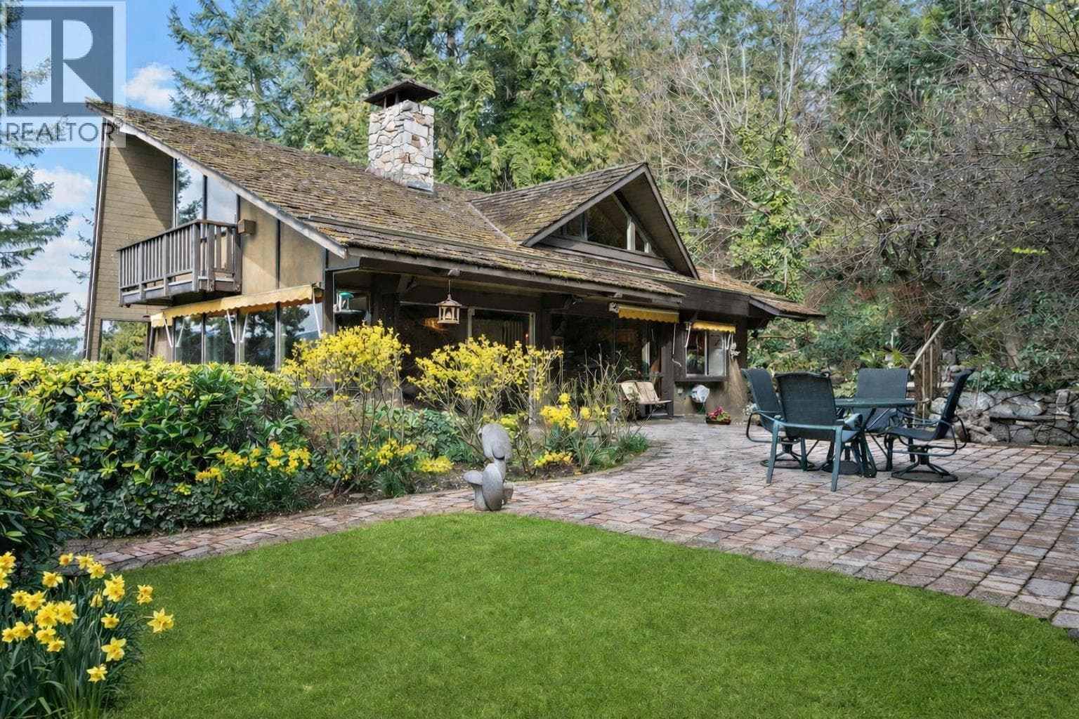 6035 EAGLERIDGE DRIVE