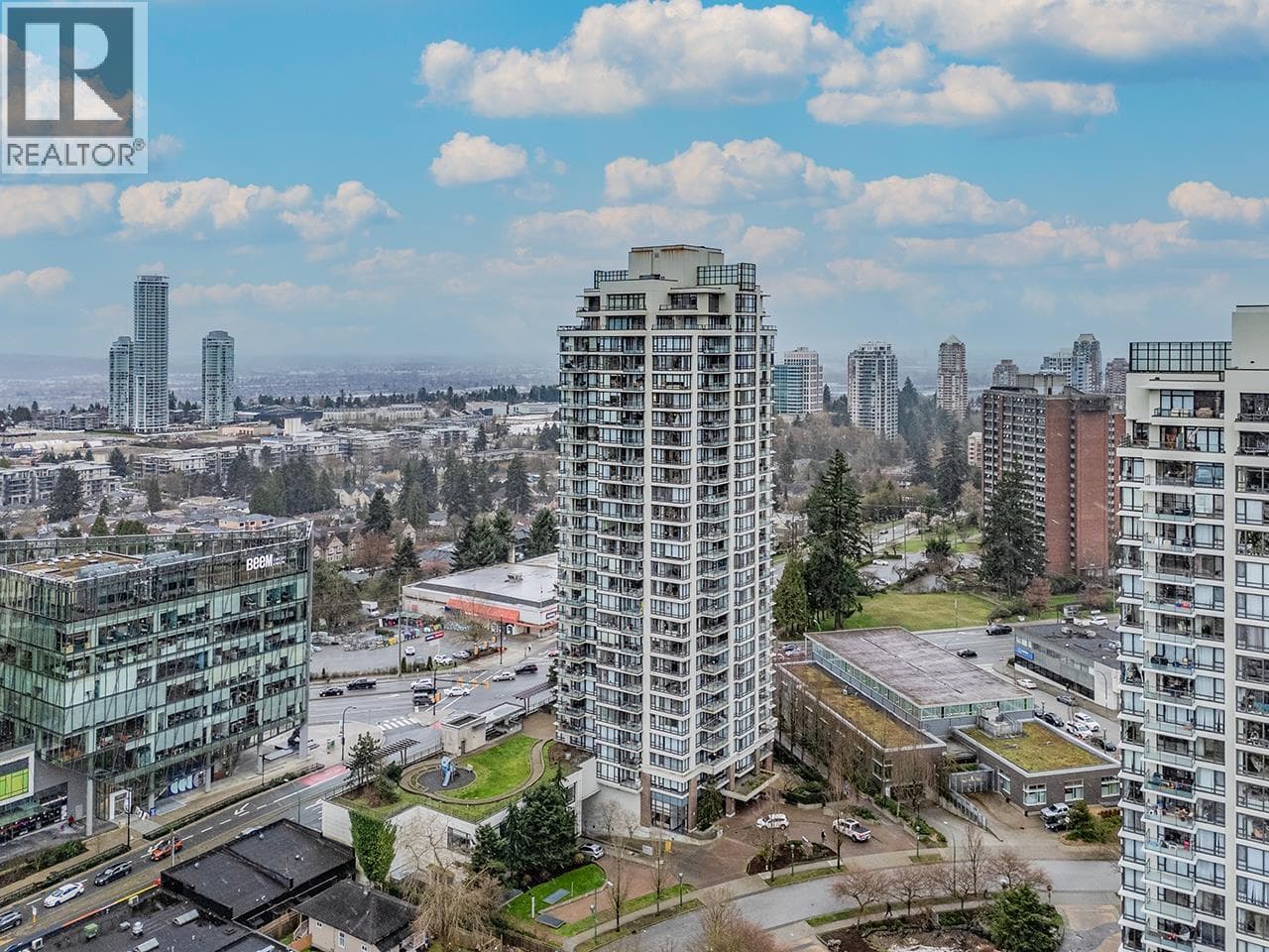 303 7328 ARCOLA STREET