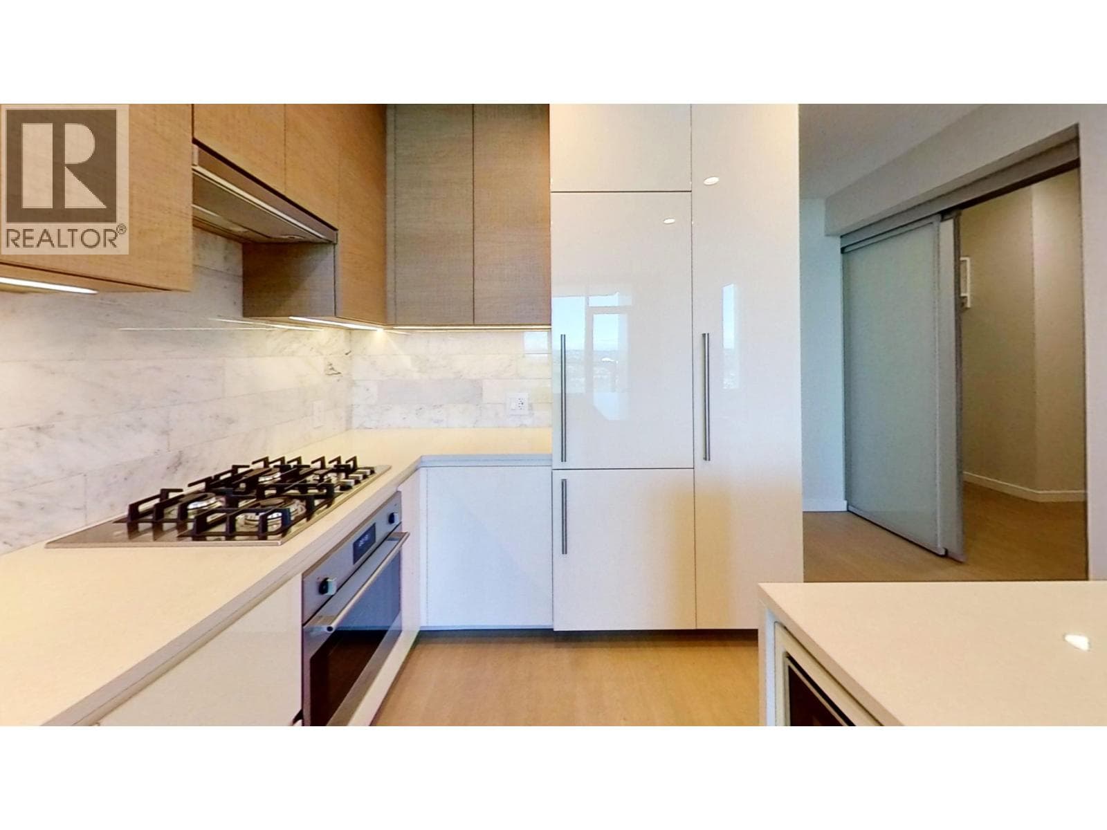 37xx 2186 GILMORE PLACE