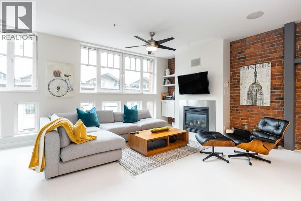 410 1072 HAMILTON STREET