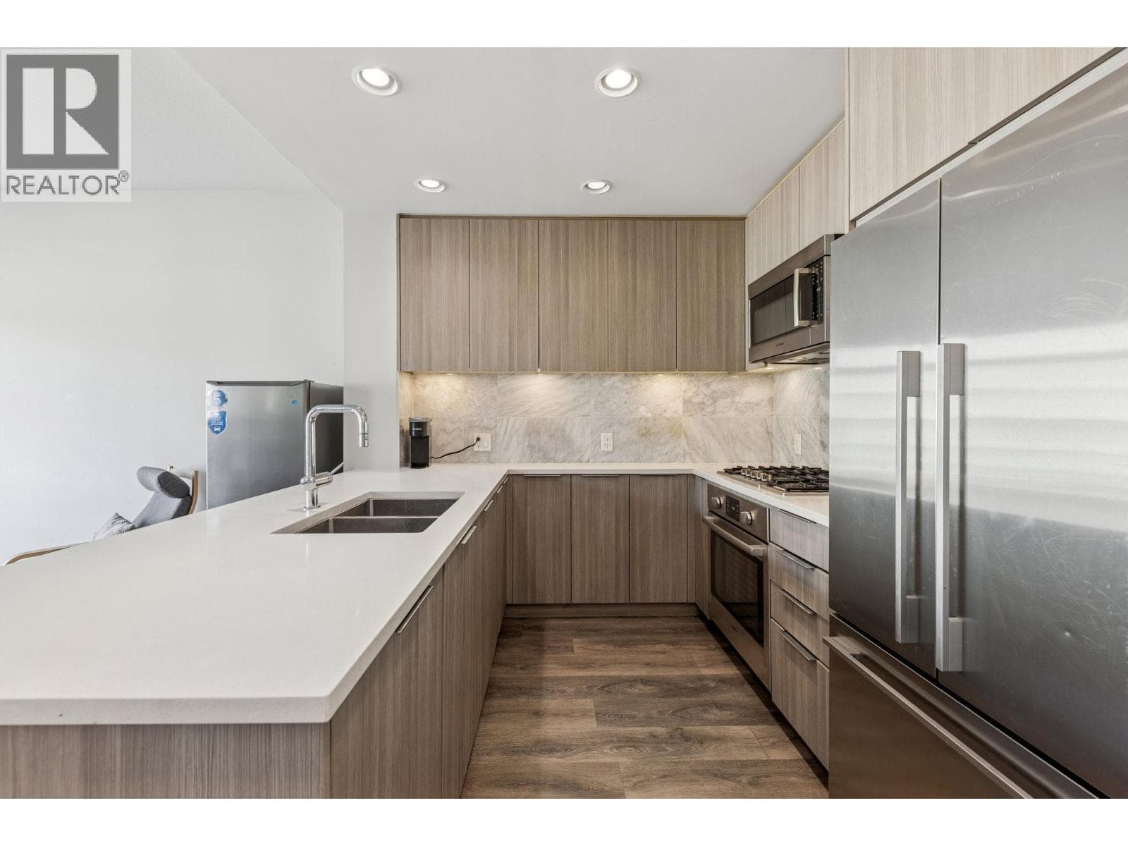 510 3289 RIVERWALK AVENUE