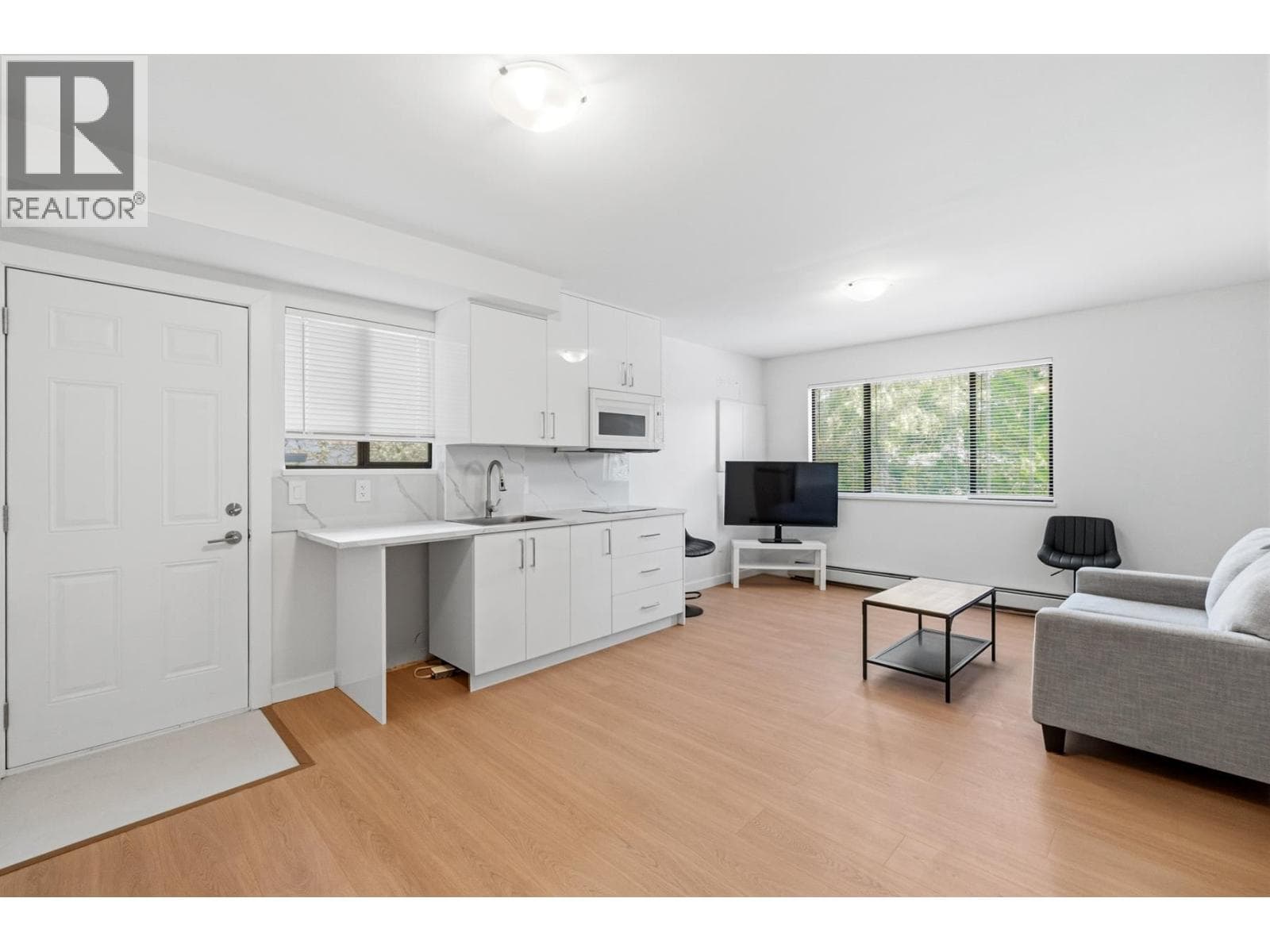 Studio 3xxx ST. ANDREWS AVENUE