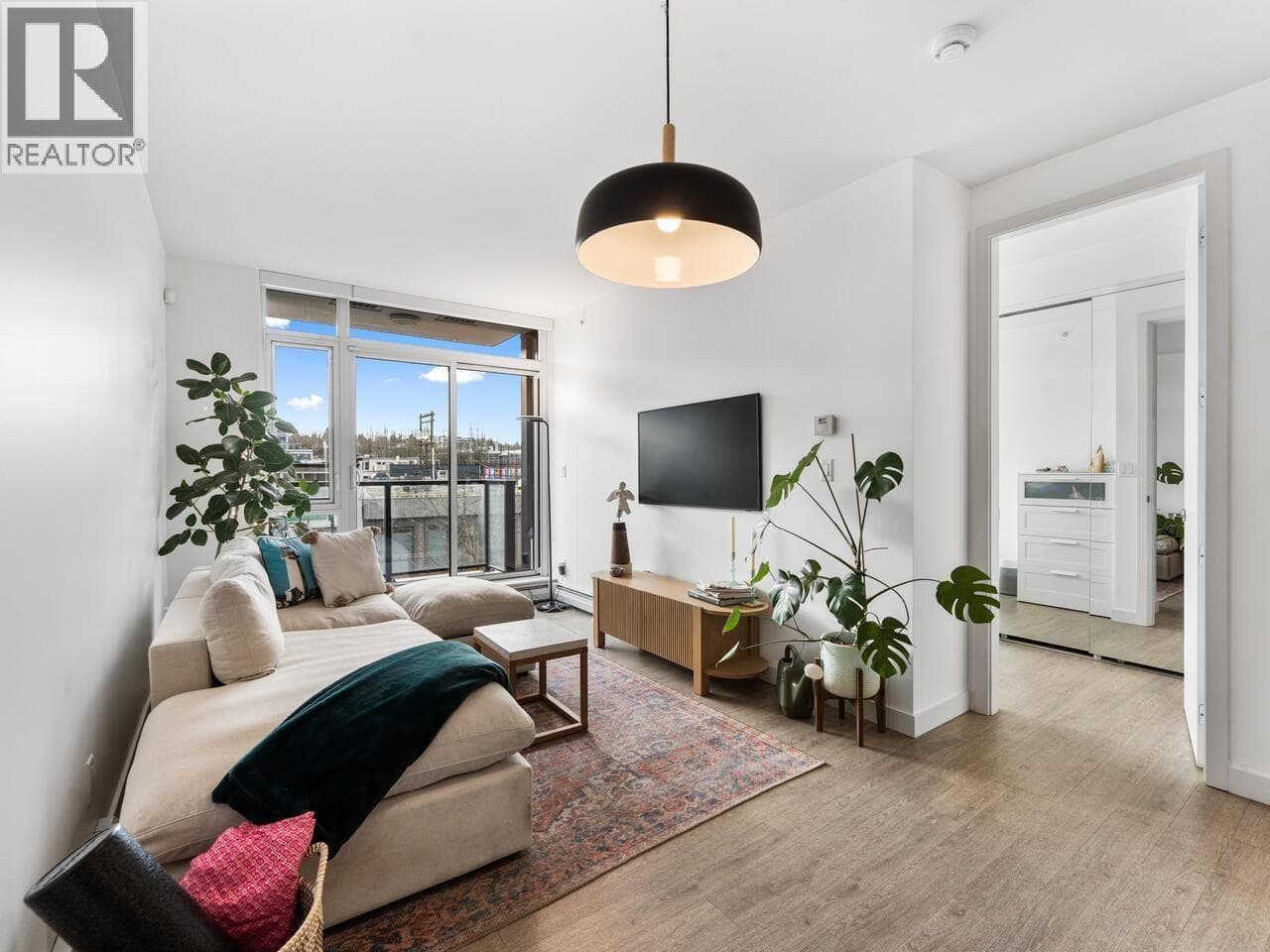 201 1788 ONTARIO STREET