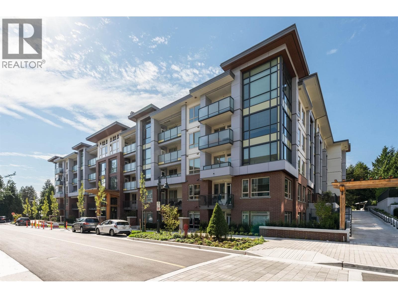 311 2651 LIBRARY LANE