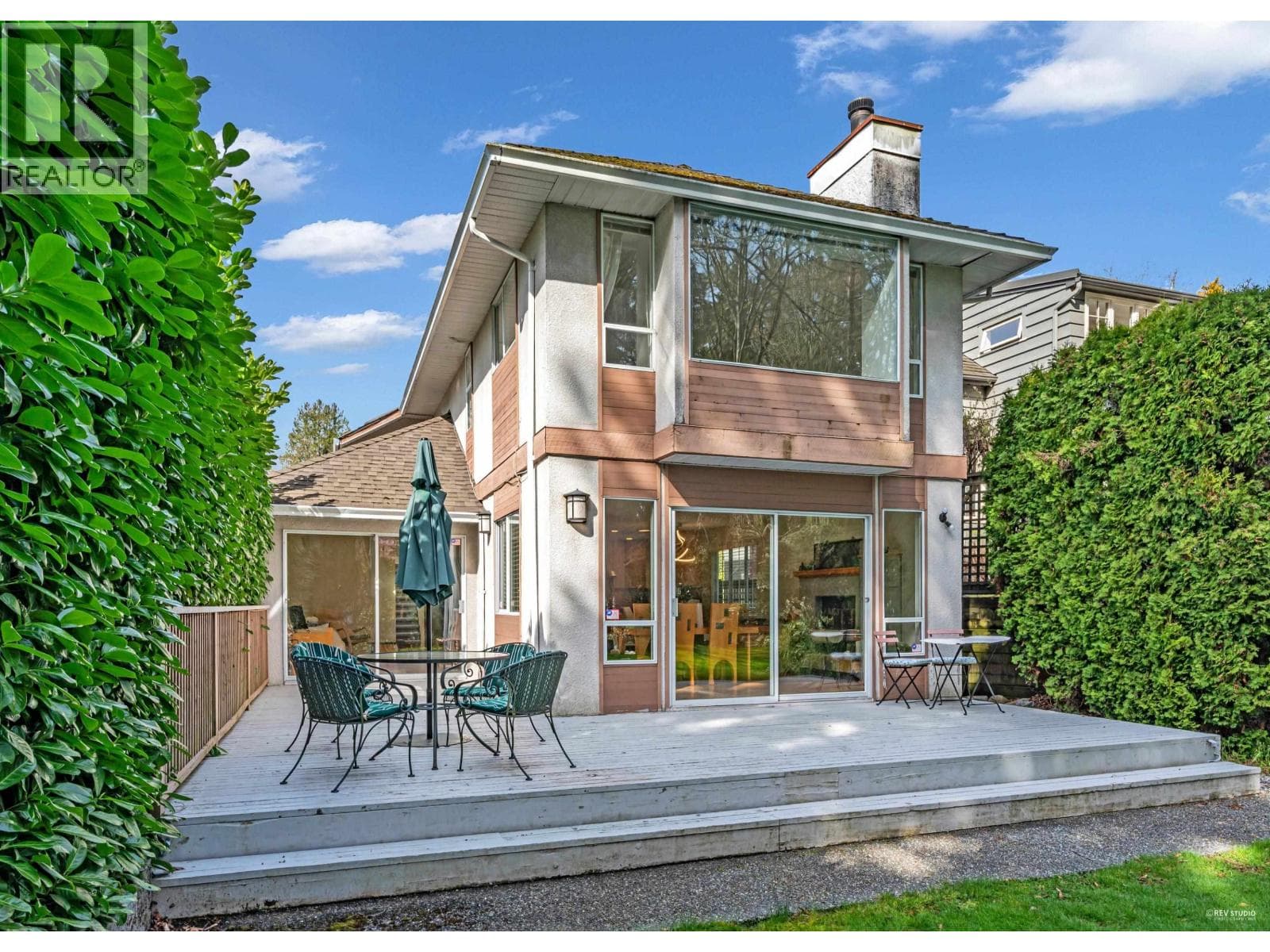 1006 SINCLAIR STREET