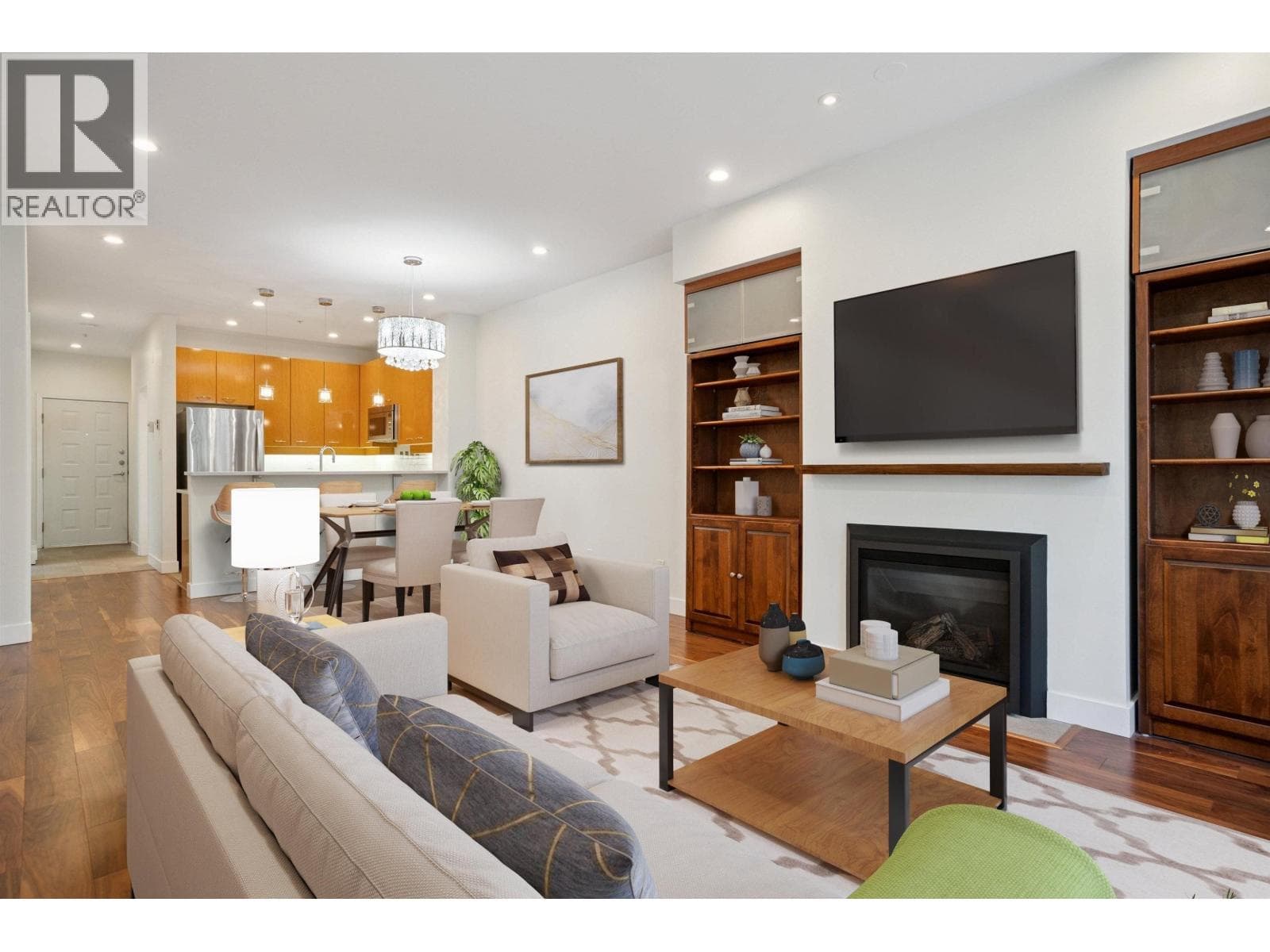 210 2028 W 11 AVENUE