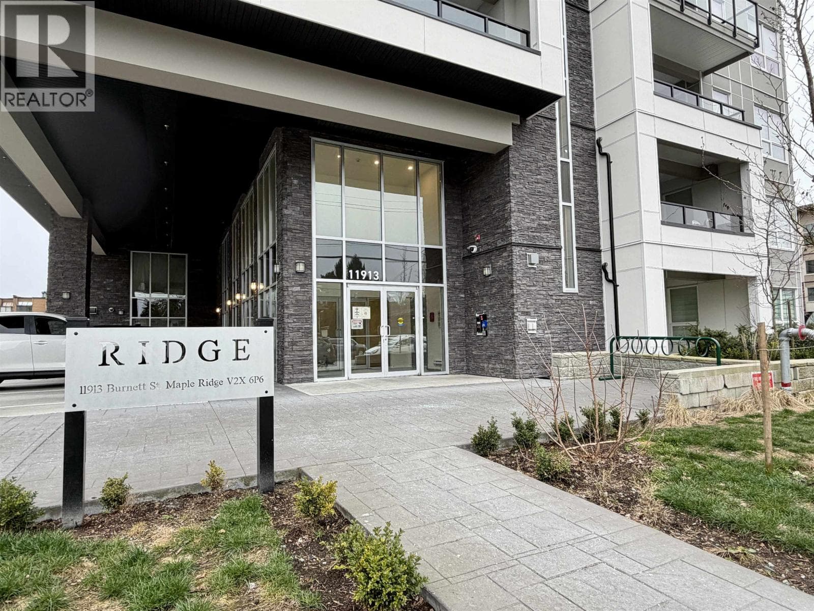 105 11913 BURNETT STREET