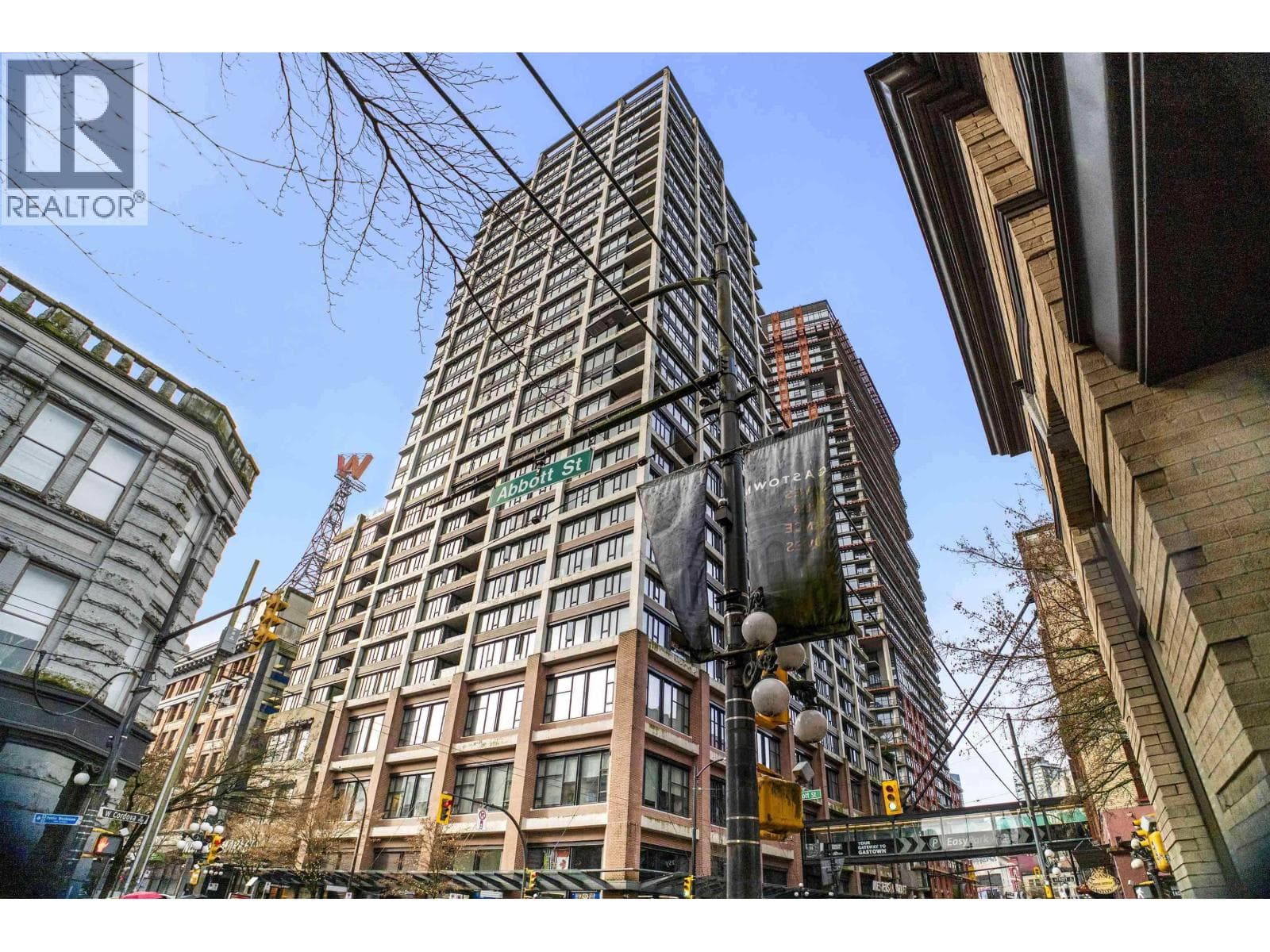 1701 108 W CORDOVA STREET