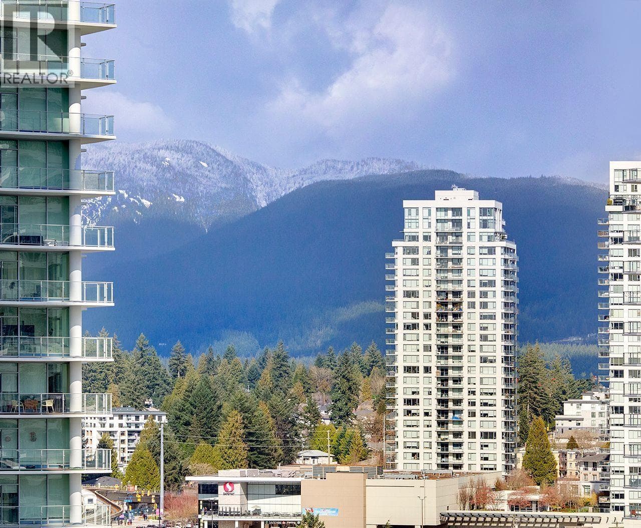 1710 652 WHITING WAY