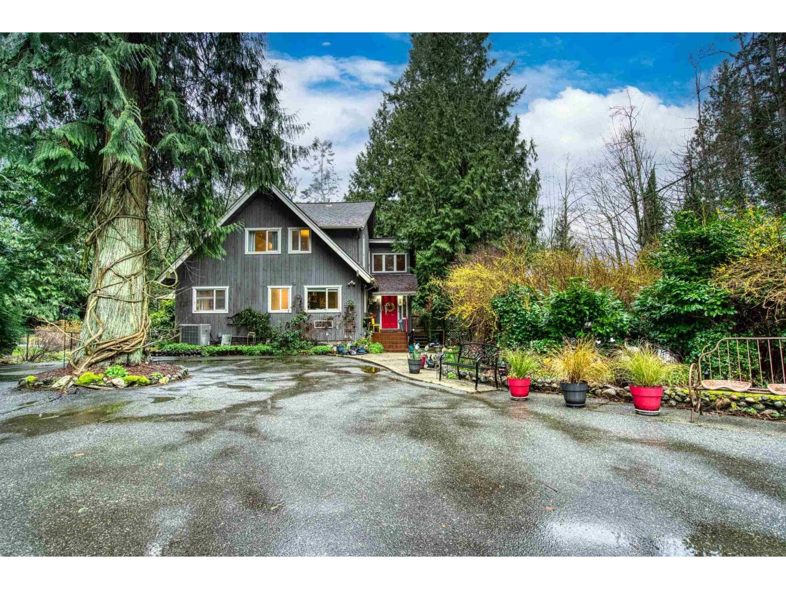 20017 FERNRIDGE CRESCENT