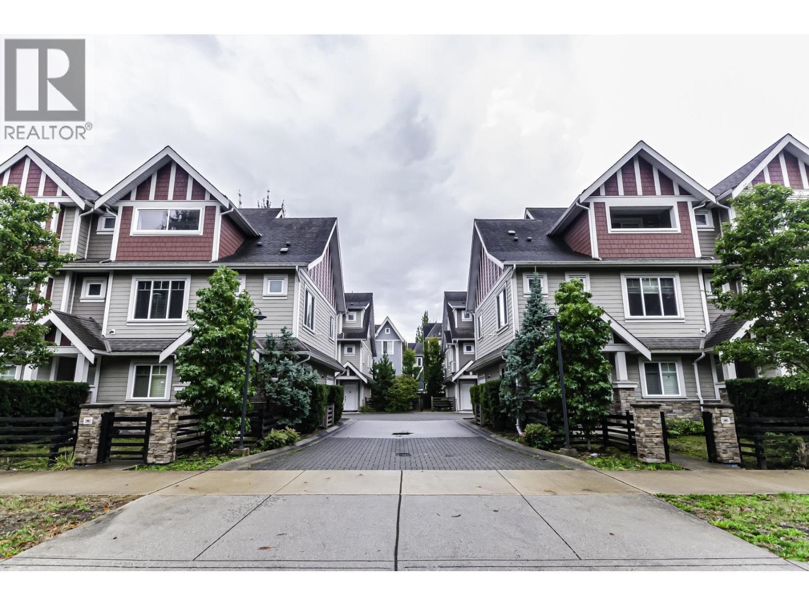 8 9780 GENERAL CURRIE ROAD